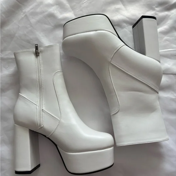 White Platform Booties Boots Size 8 Dolls Kill Brand New - Picture 1 of 7